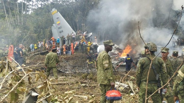 Pésame del Papa… Tragedia aérea en Colombia